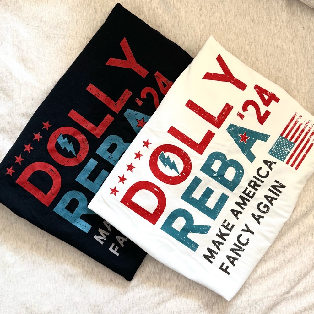 ‘Make America Fancy Again’ Dolly & Reba Patriotic Graphic Tee sz M